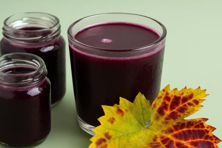 Unglaubliche Wirkungen von Trockenpflaumensaft